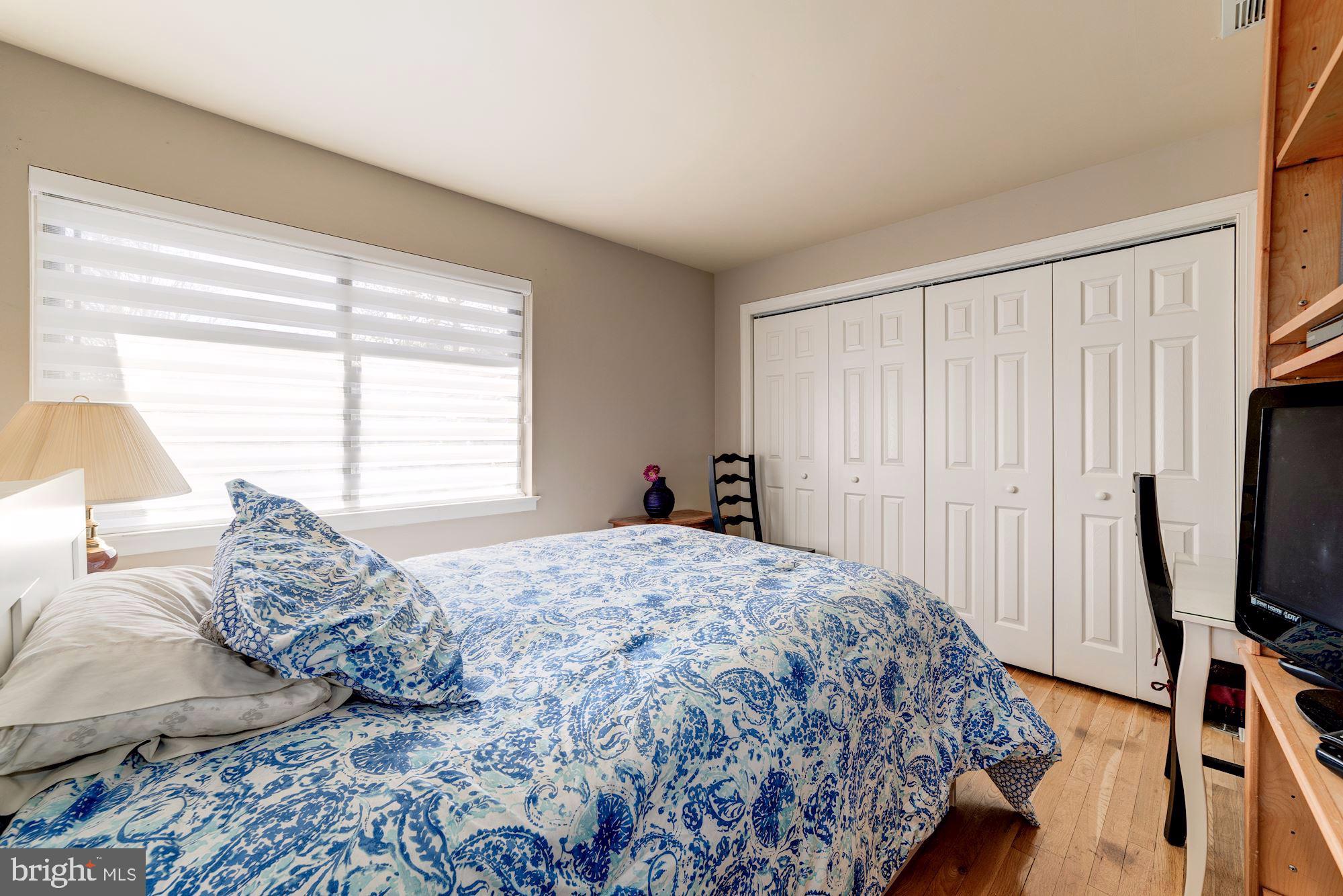 LAKE ANNE OF RESTON - Residential