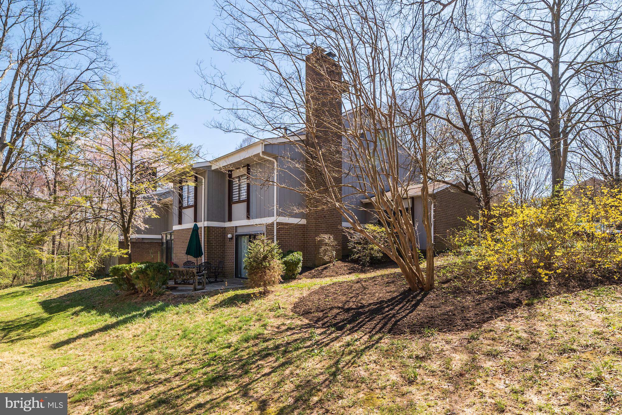 LAKE ANNE OF RESTON - Residential
