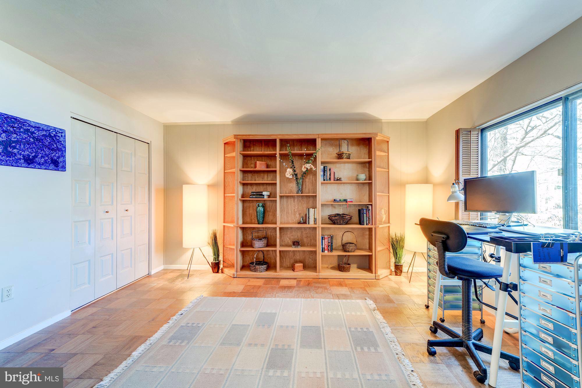 LAKE ANNE OF RESTON - Residential