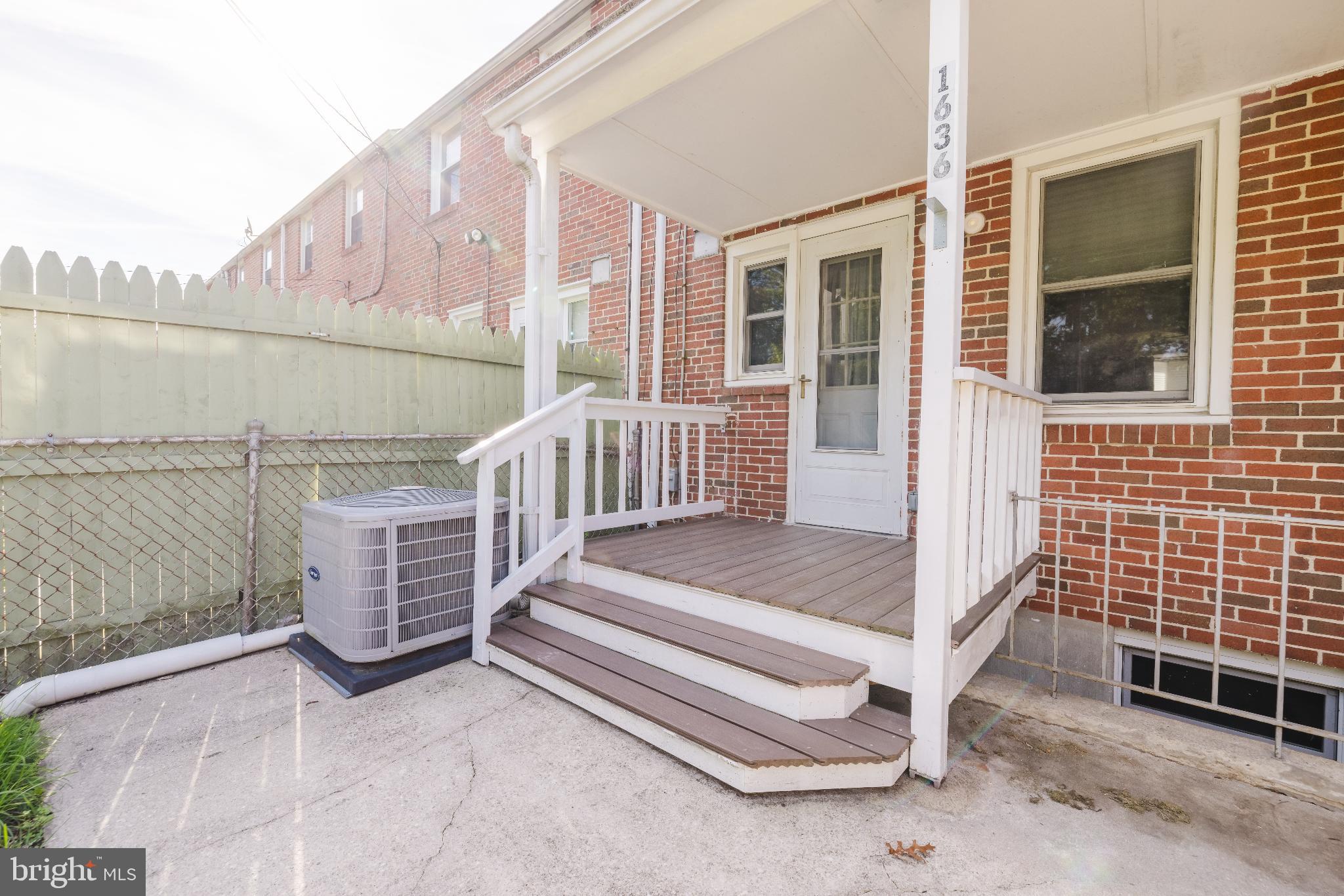 KNETTISHALL - Residential Lease