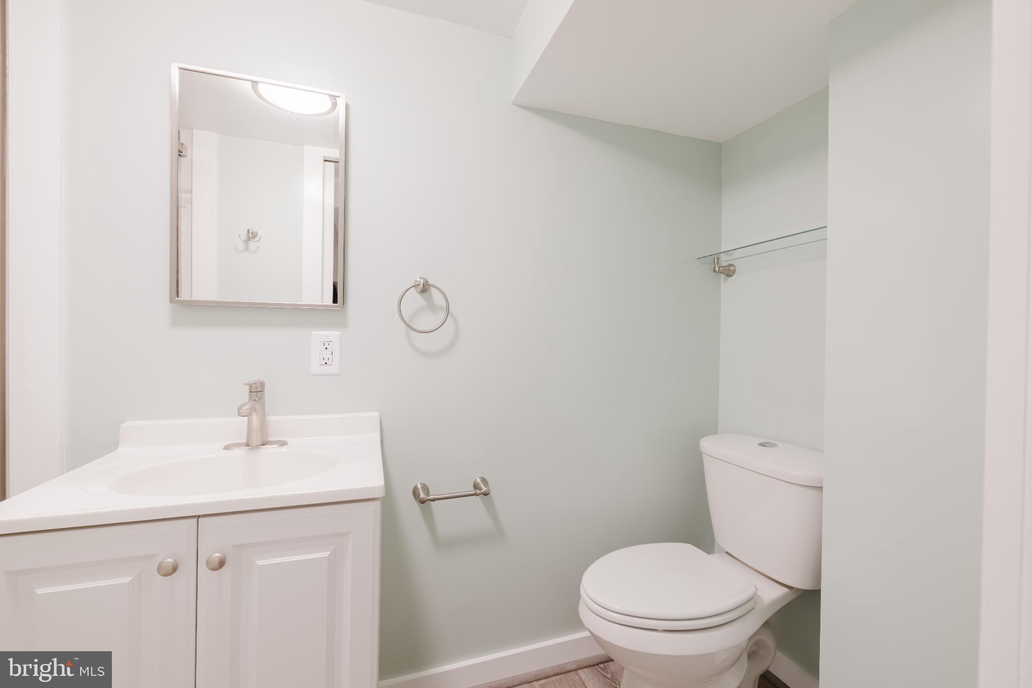 KNETTISHALL - Residential Lease