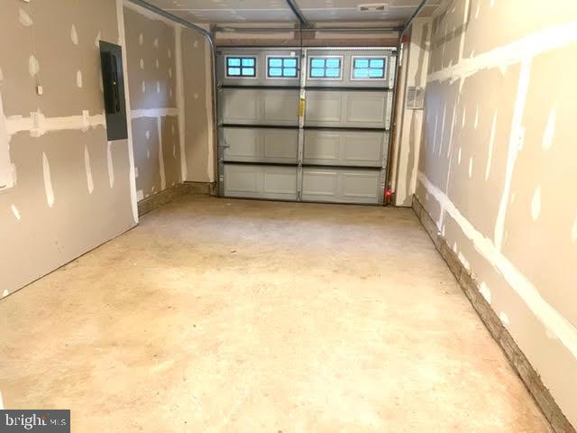 METRO WALK AT MOOREFIELD STATION - Residential Lease