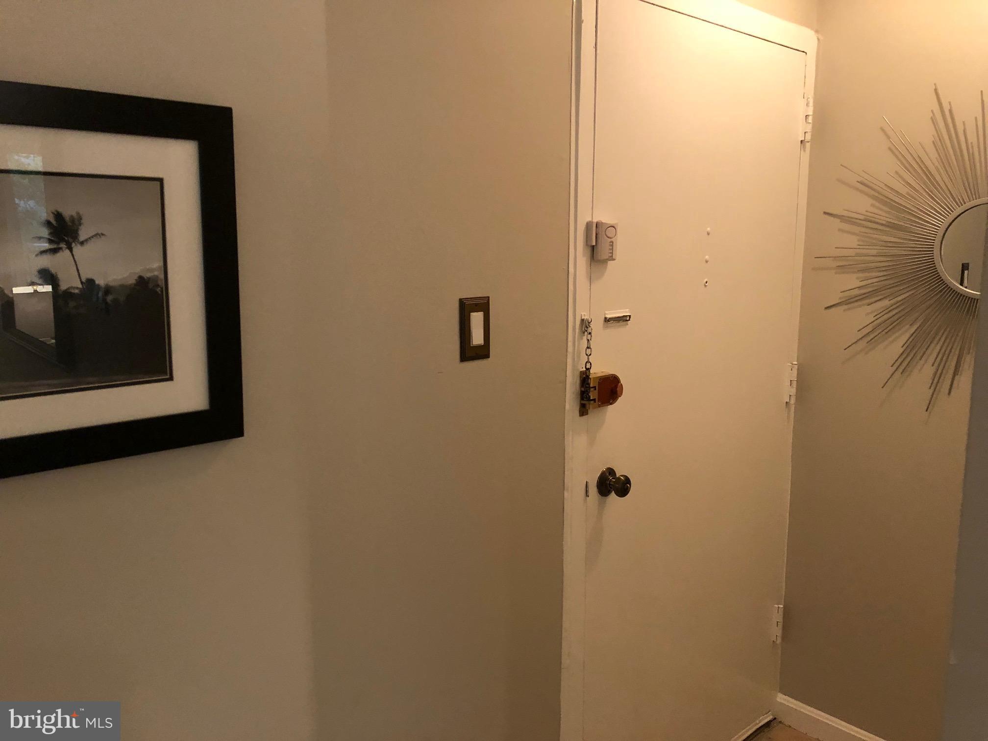 CANTERBURY SQUARE - Residential