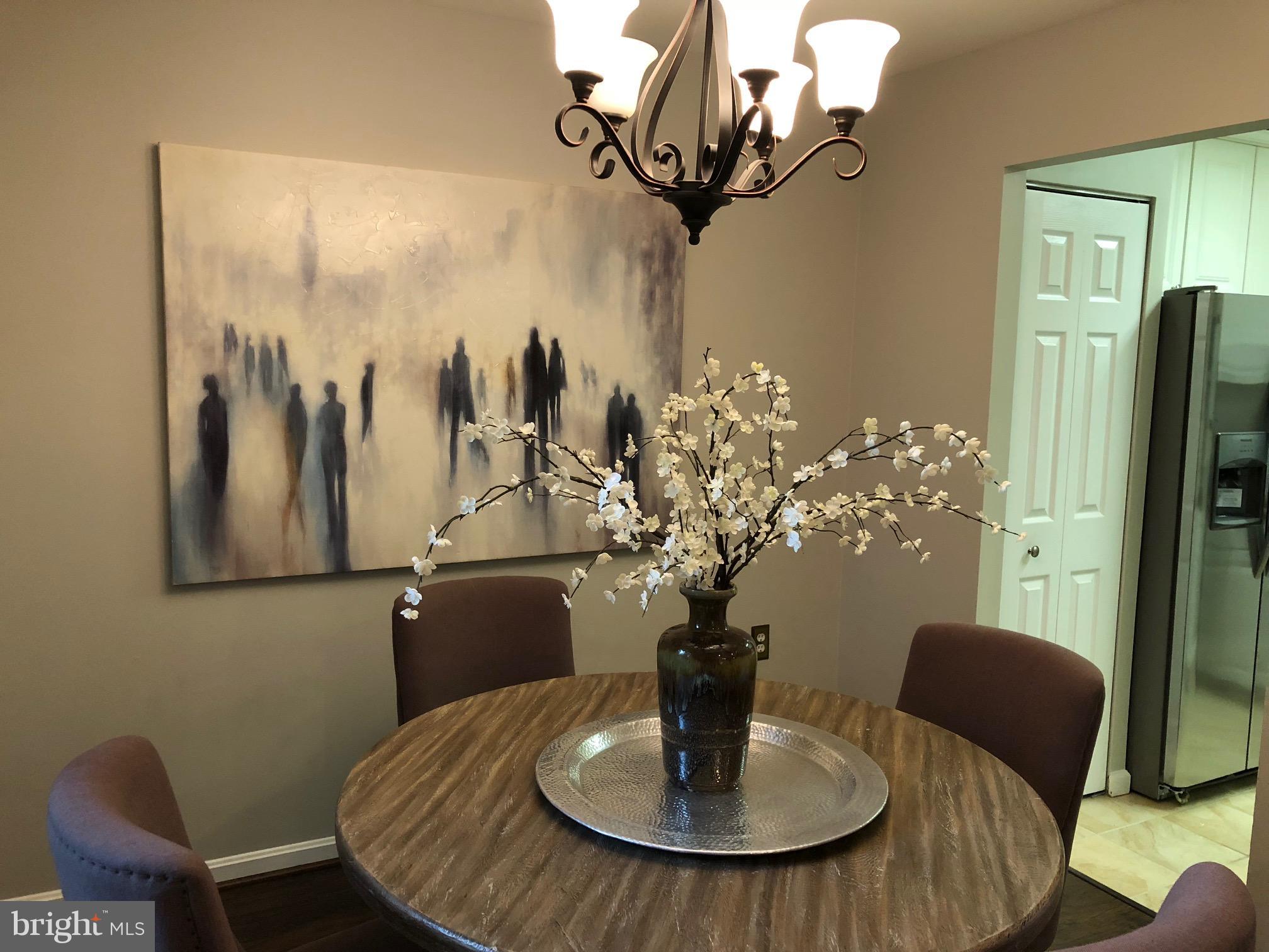 CANTERBURY SQUARE - Residential