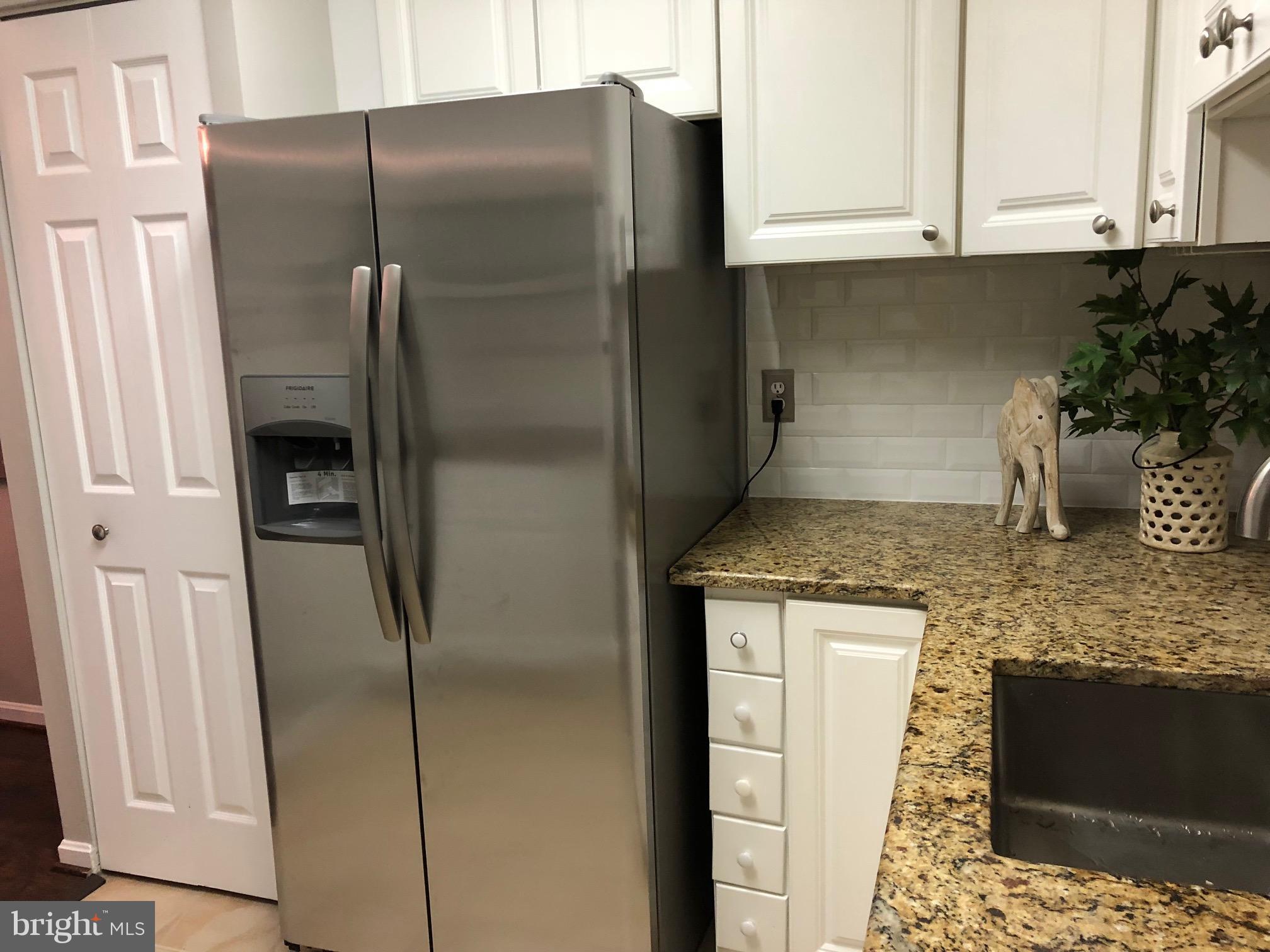 CANTERBURY SQUARE - Residential