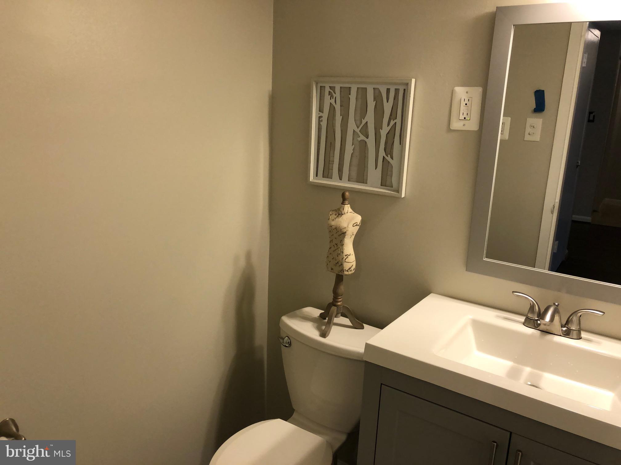 CANTERBURY SQUARE - Residential