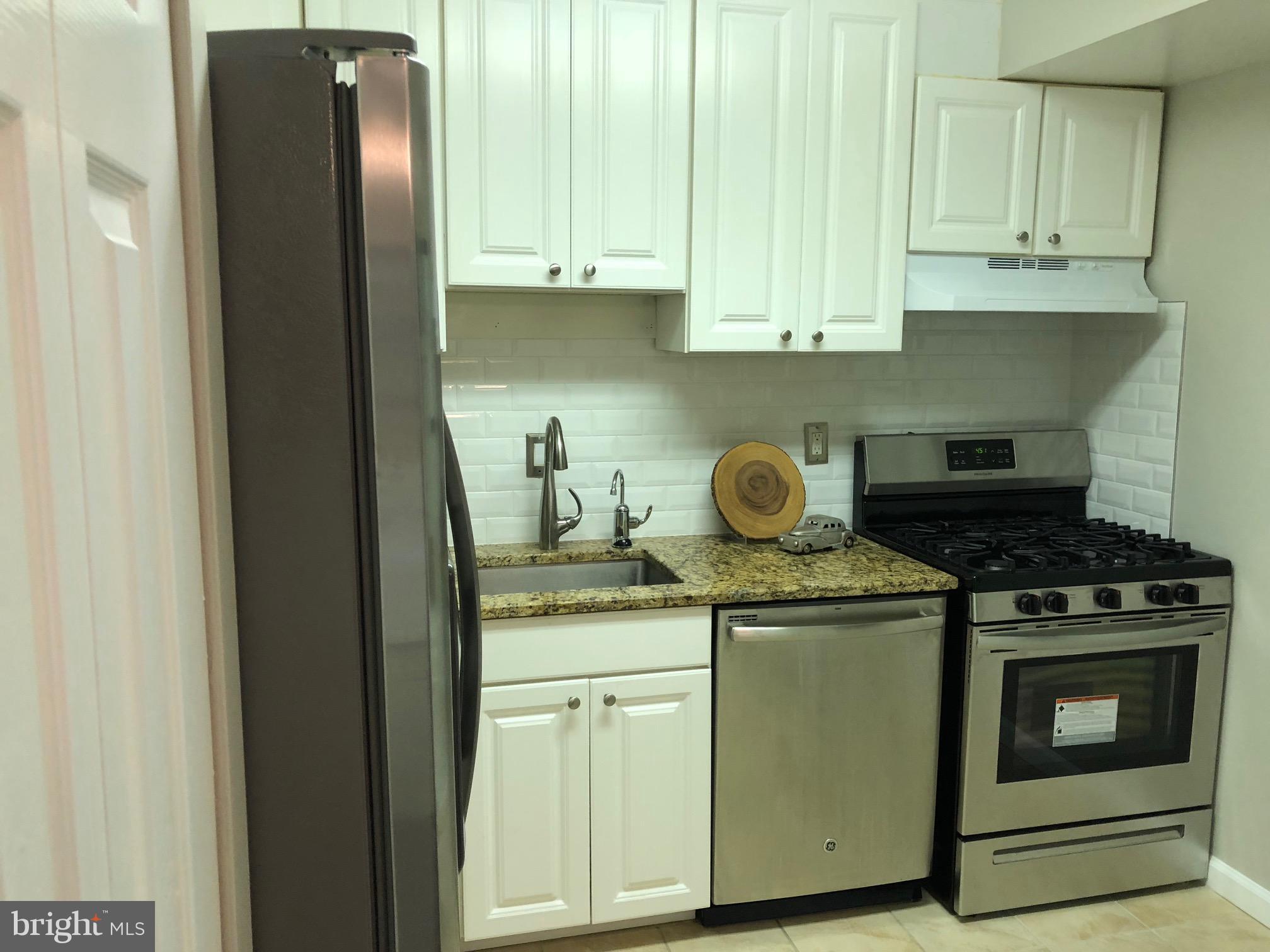 CANTERBURY SQUARE - Residential