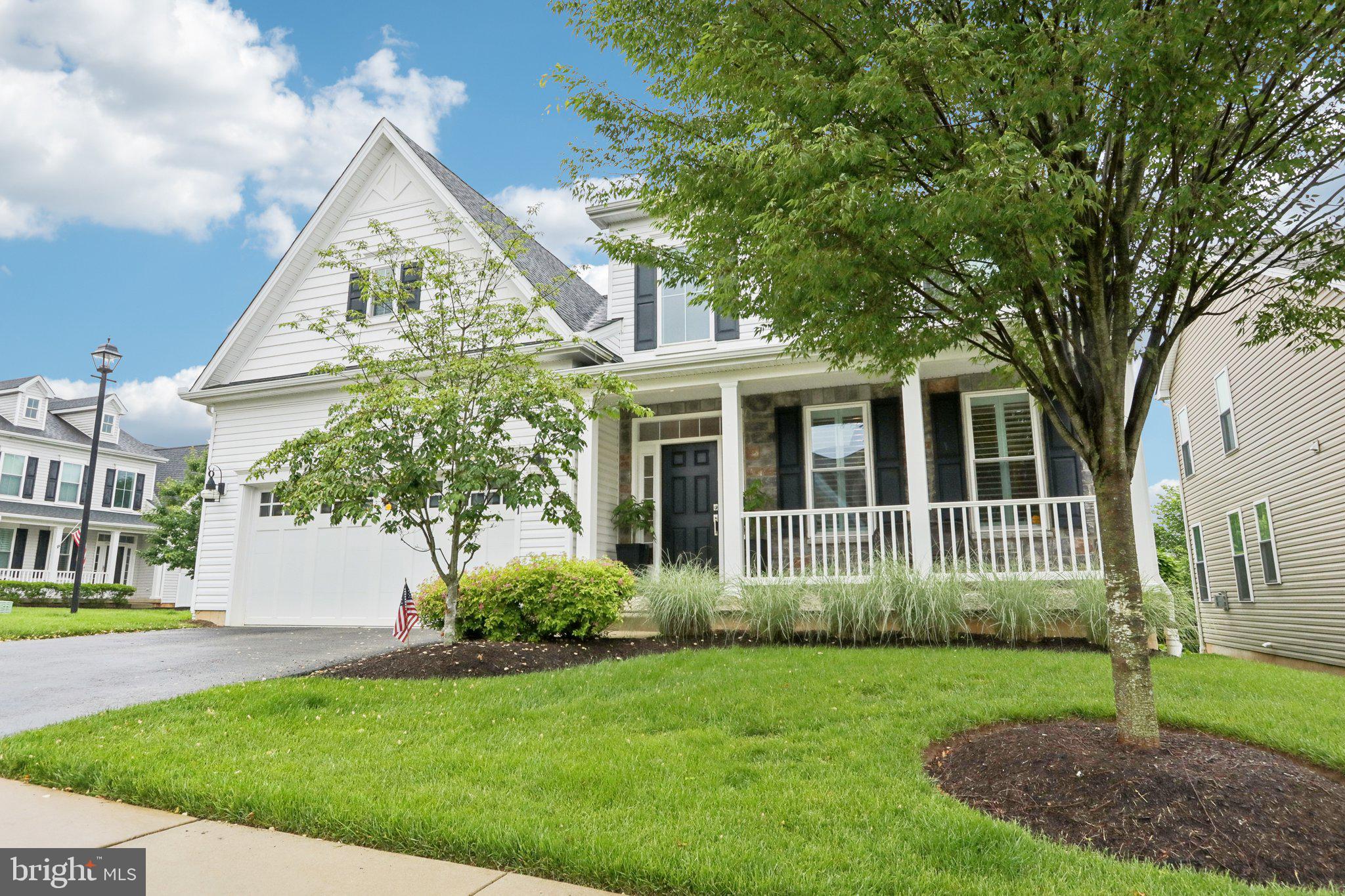 31 DICKINSON LANE