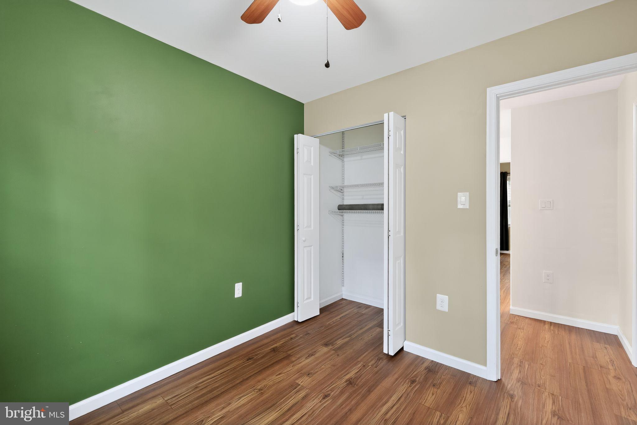 REGENT SQUARE - Residential Lease