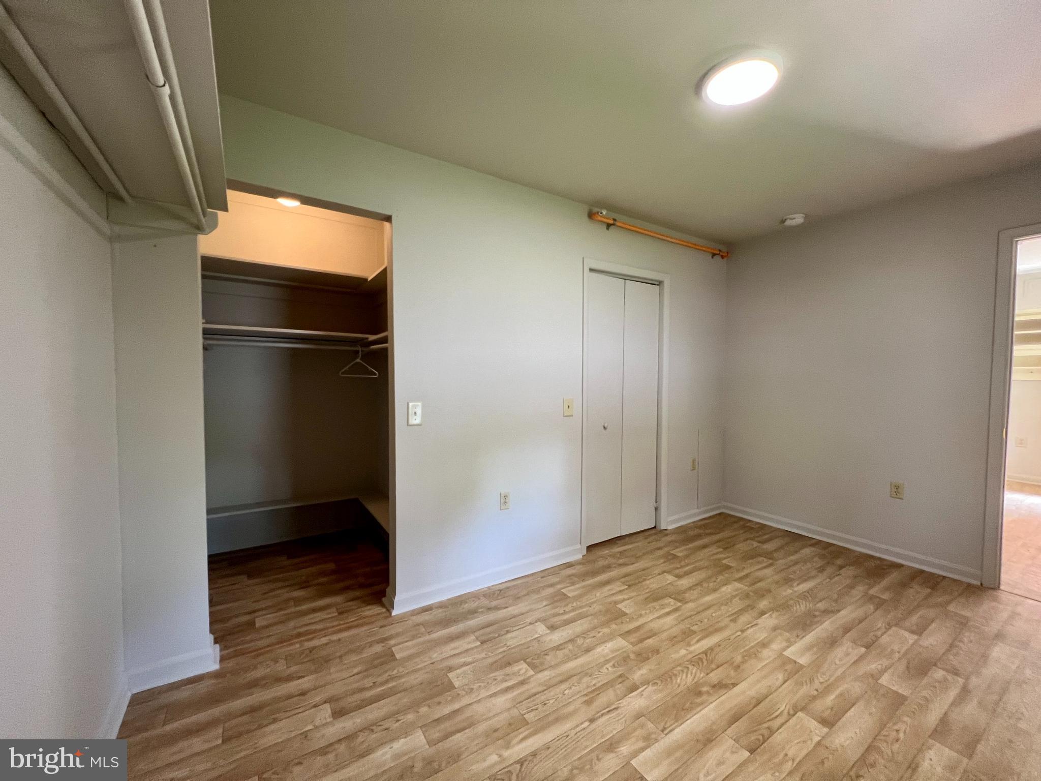 CHARLES TOWN - Residential Lease