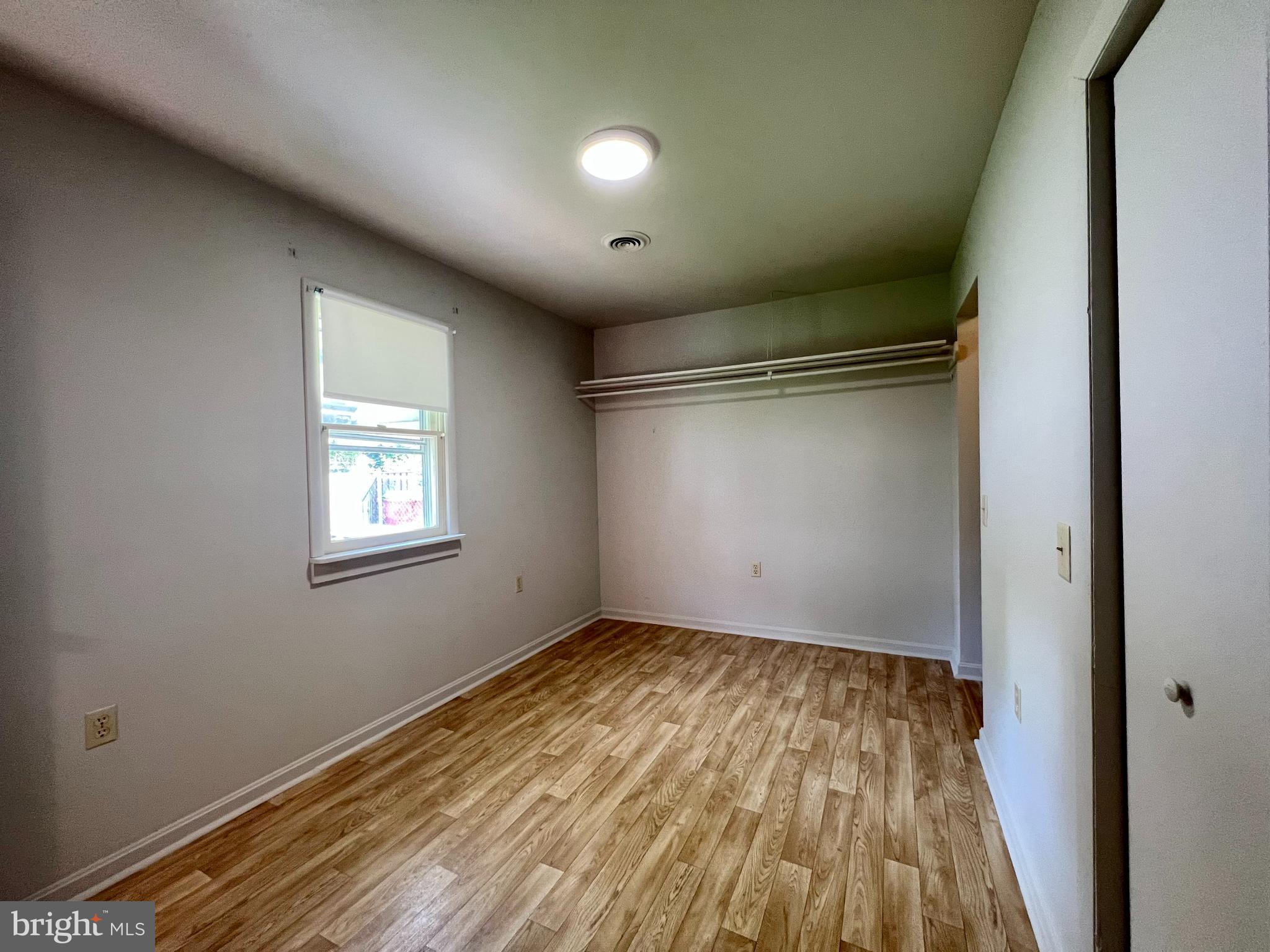 CHARLES TOWN - Residential Lease