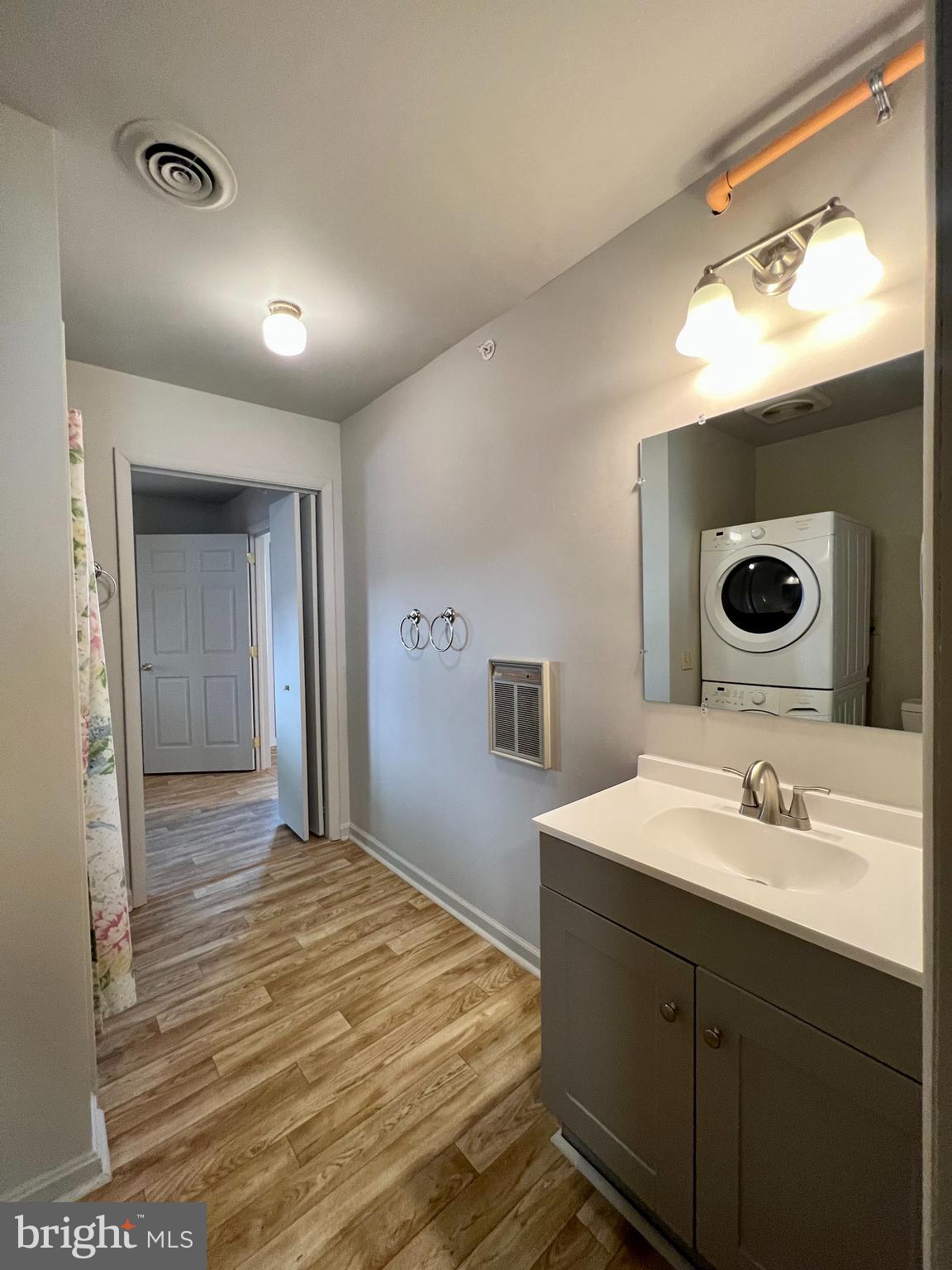 CHARLES TOWN - Residential Lease