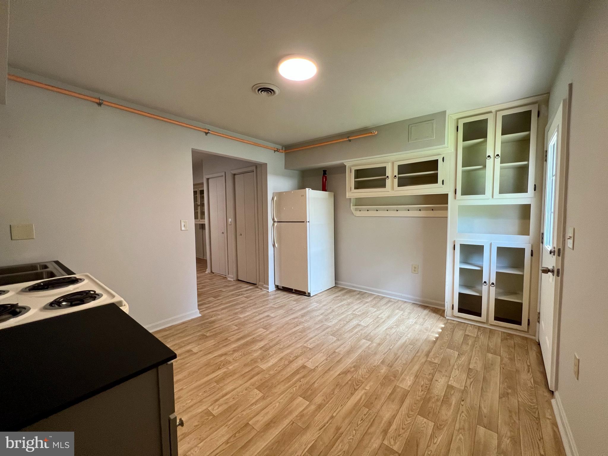 CHARLES TOWN - Residential Lease