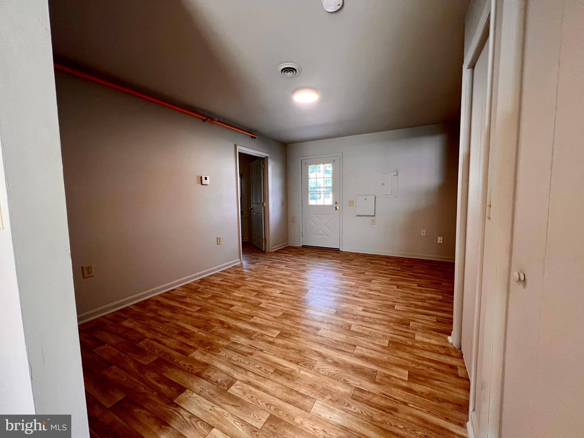 CHARLES TOWN - Residential Lease