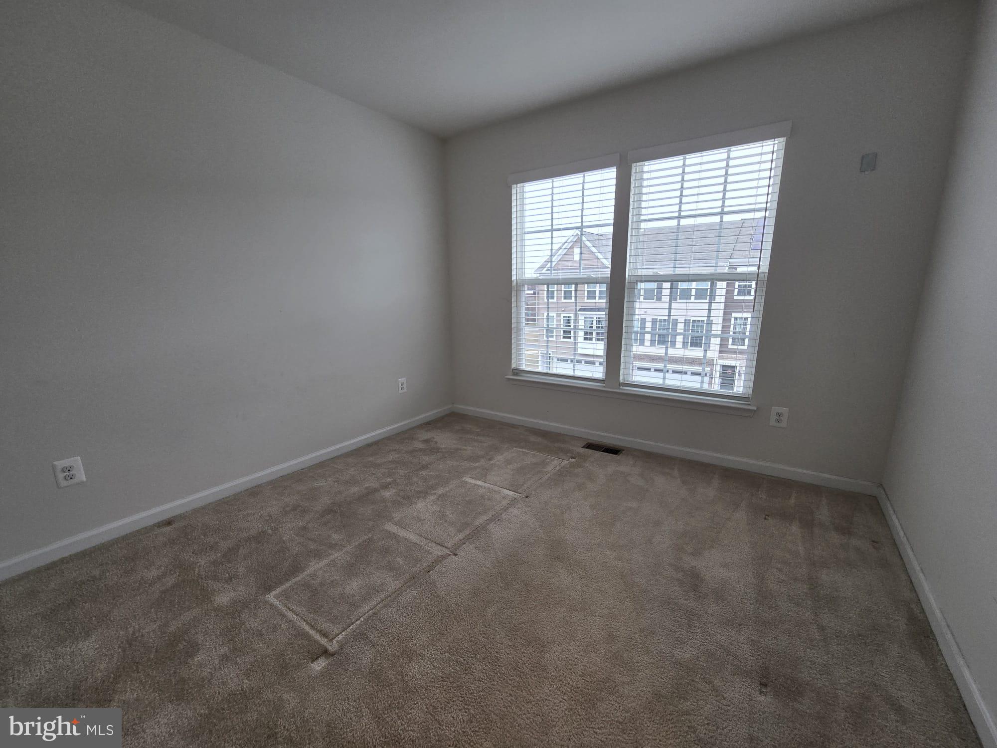 WALKER STATION - Residential Lease