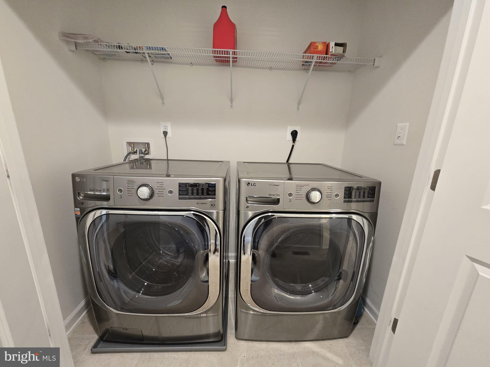 WALKER STATION - Residential Lease