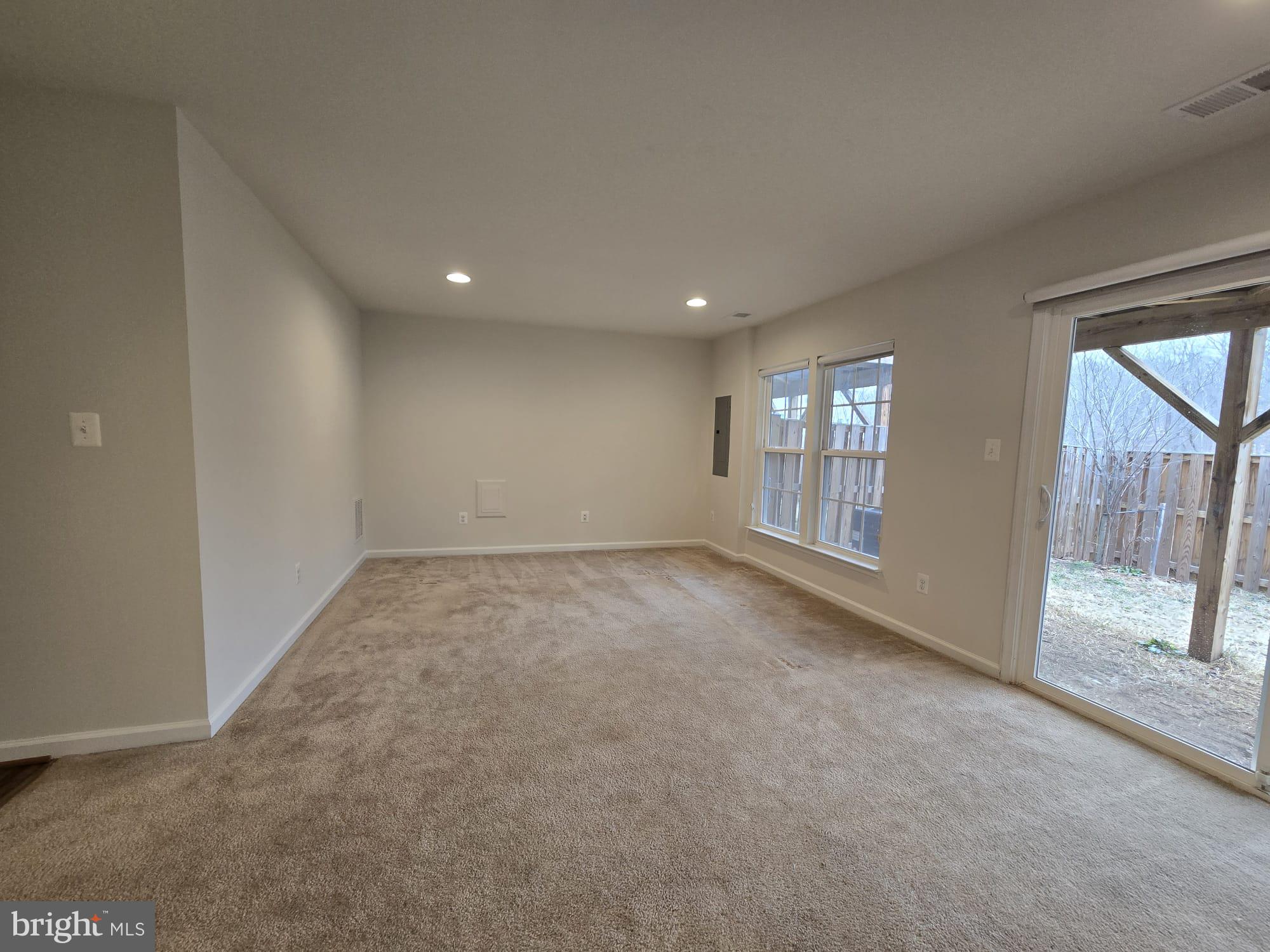 WALKER STATION - Residential Lease