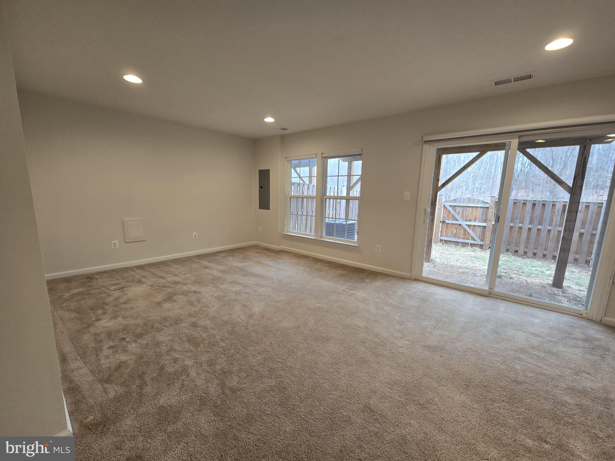 WALKER STATION - Residential Lease