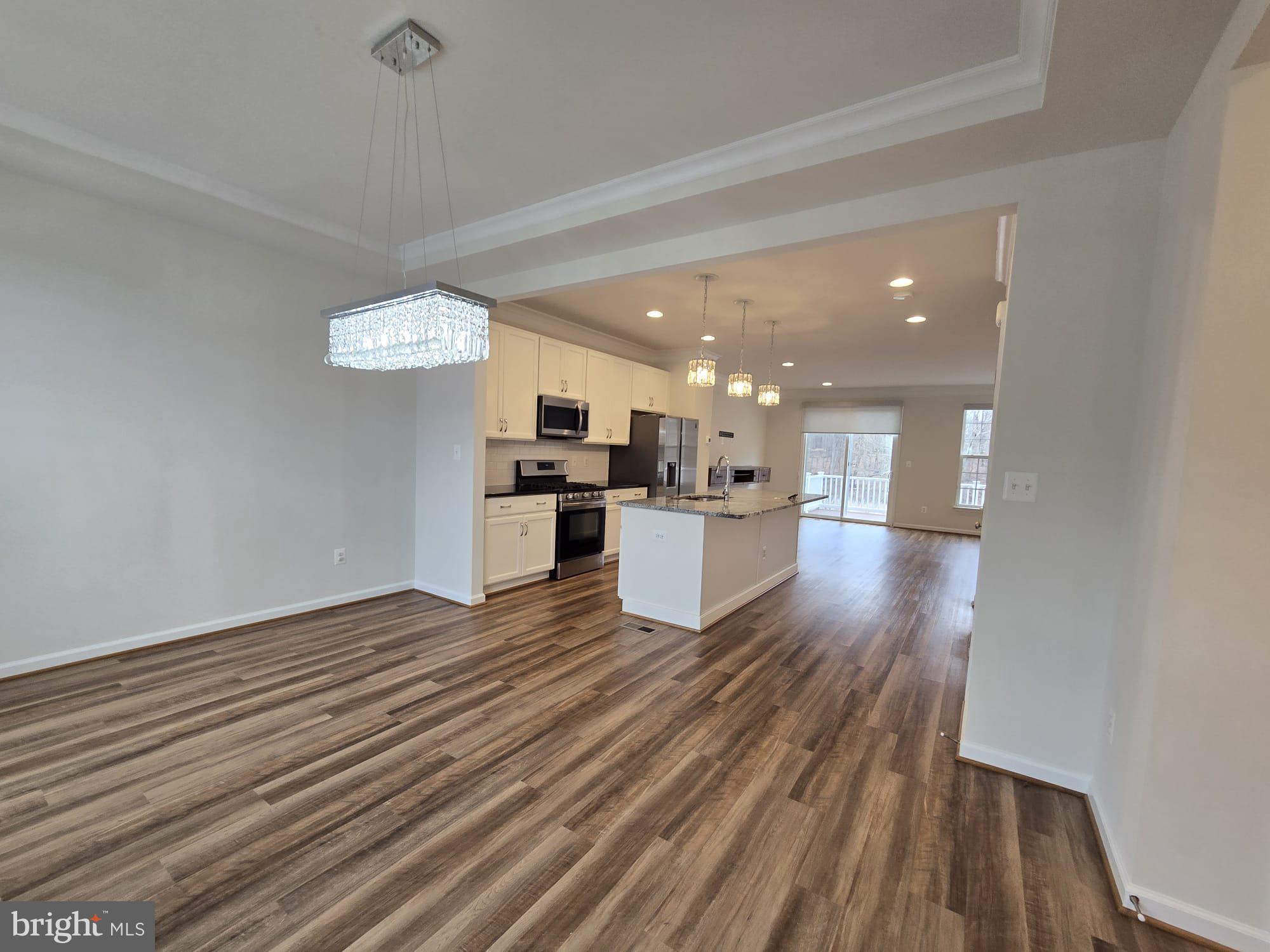 WALKER STATION - Residential Lease