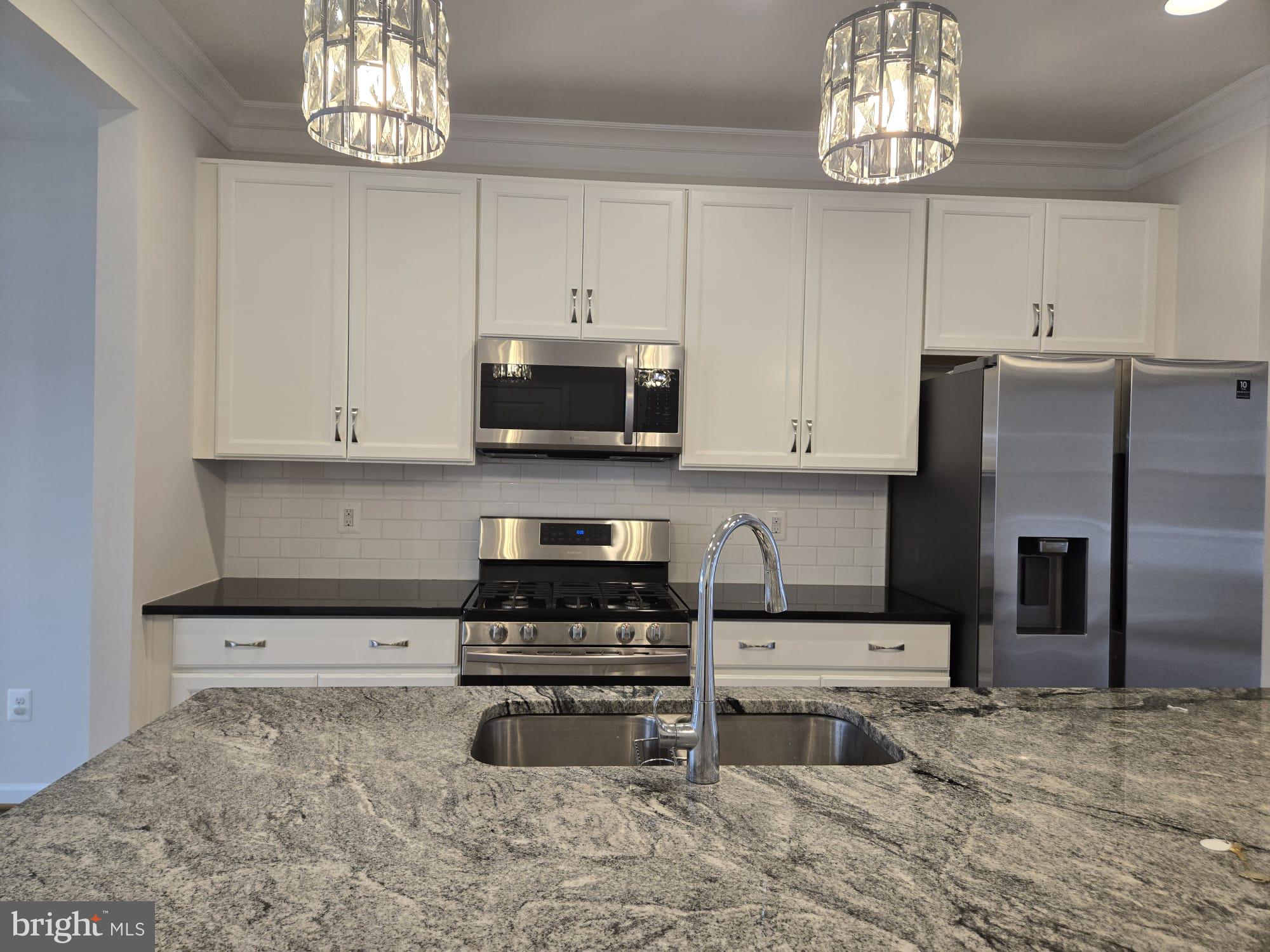 WALKER STATION - Residential Lease