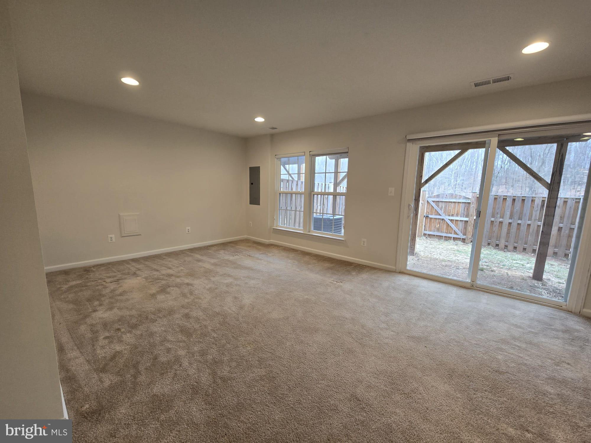 WALKER STATION - Residential Lease