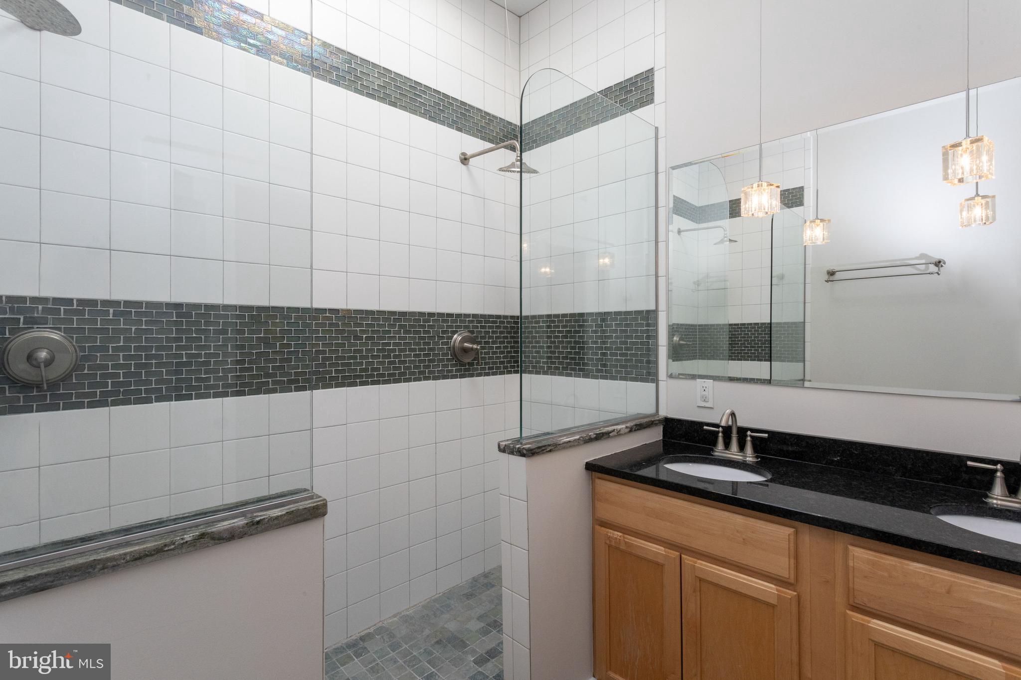 FEDERAL HILL HISTORIC DISTRICT - Residential Lease