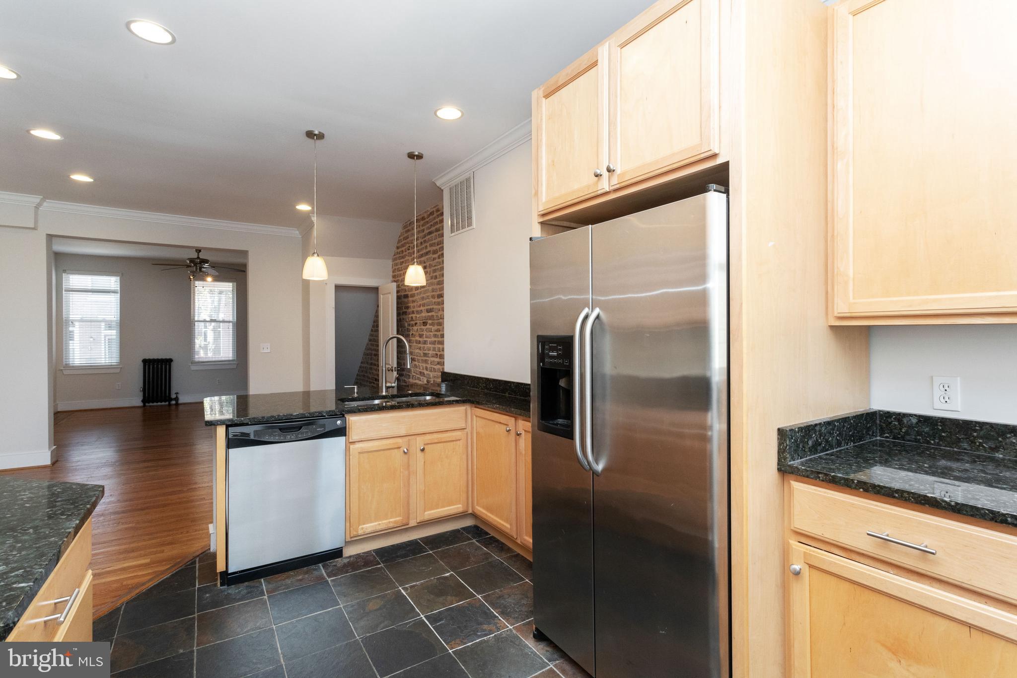 FEDERAL HILL HISTORIC DISTRICT - Residential Lease