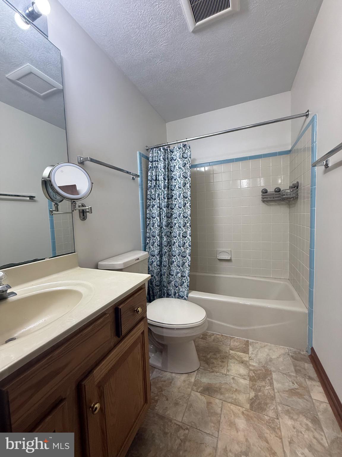 SYCAMORE HOLLOW OF WLDWD - Residential