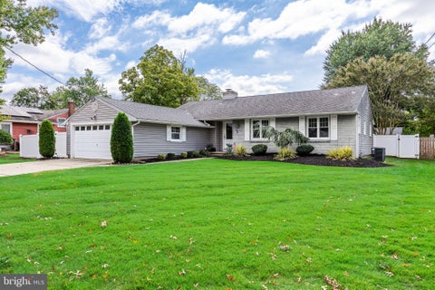 Homes For Sale - 1118 Cooperskill Road<br/> CHERRY HILL, NJ 08034