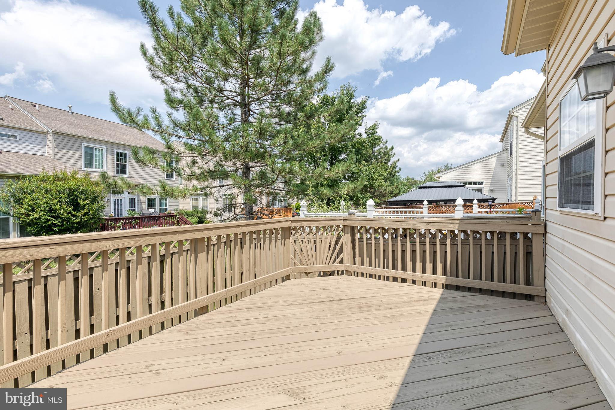 SEVEN OAKS - Residential Lease