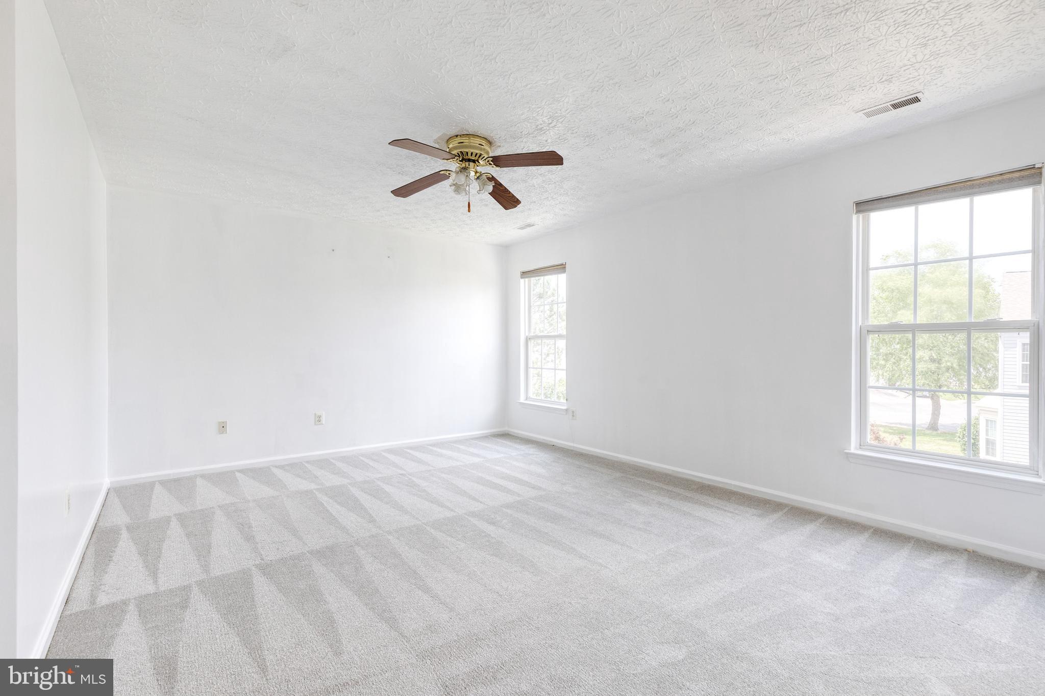 SEVEN OAKS - Residential Lease