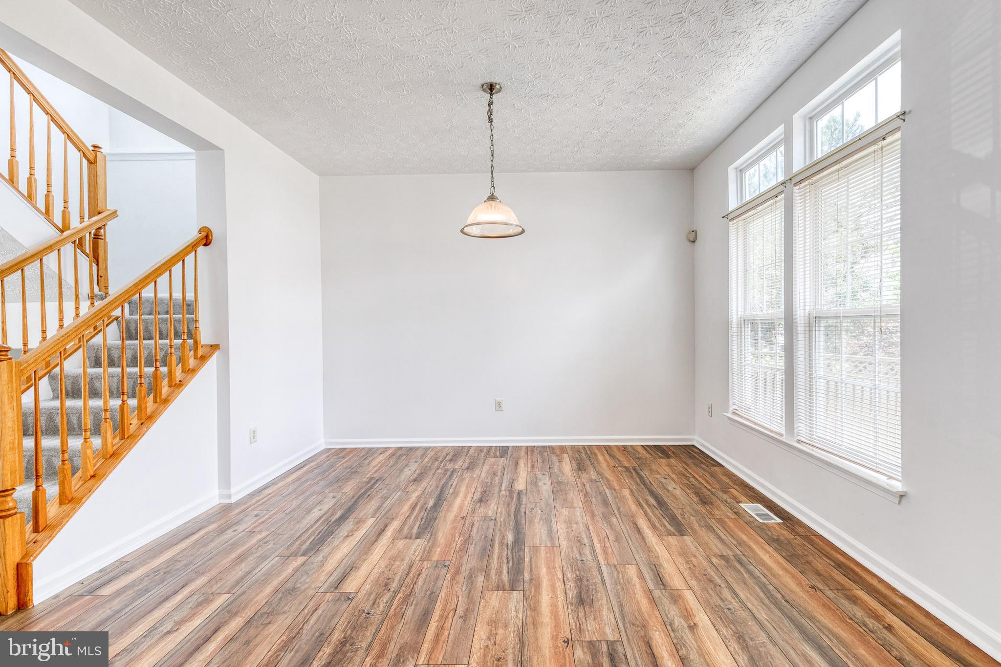 SEVEN OAKS - Residential Lease