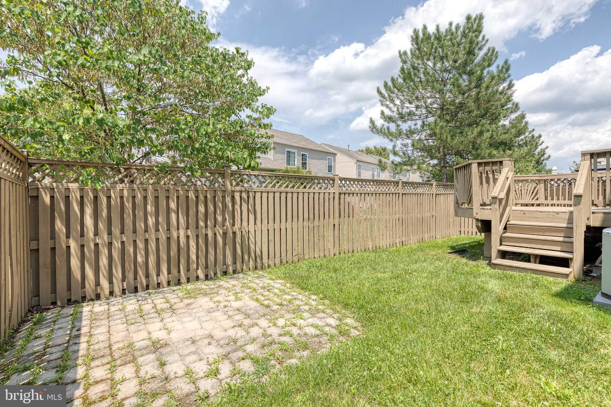 SEVEN OAKS - Residential Lease