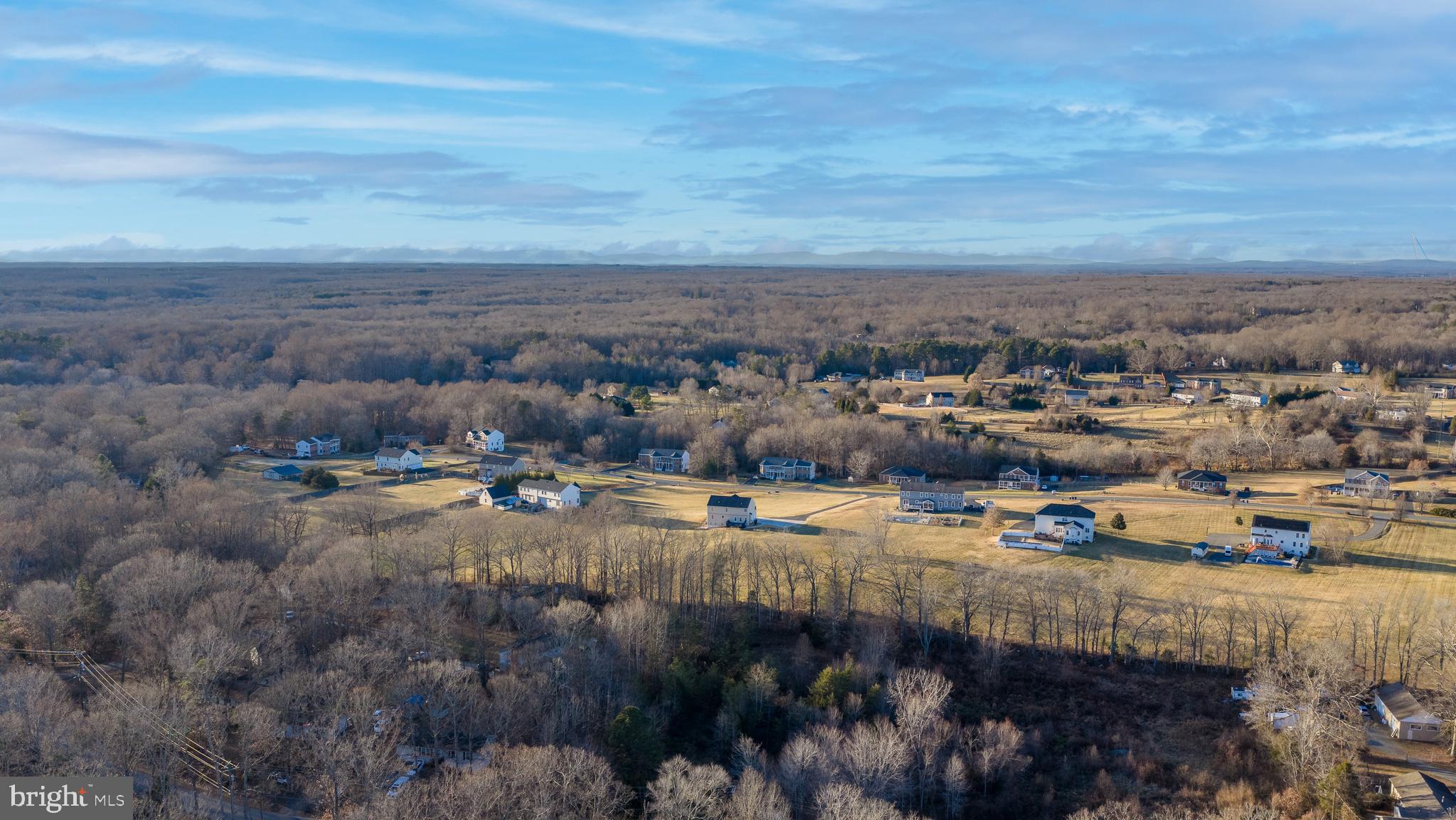 EQUESTRIAN ESTATES - Residential