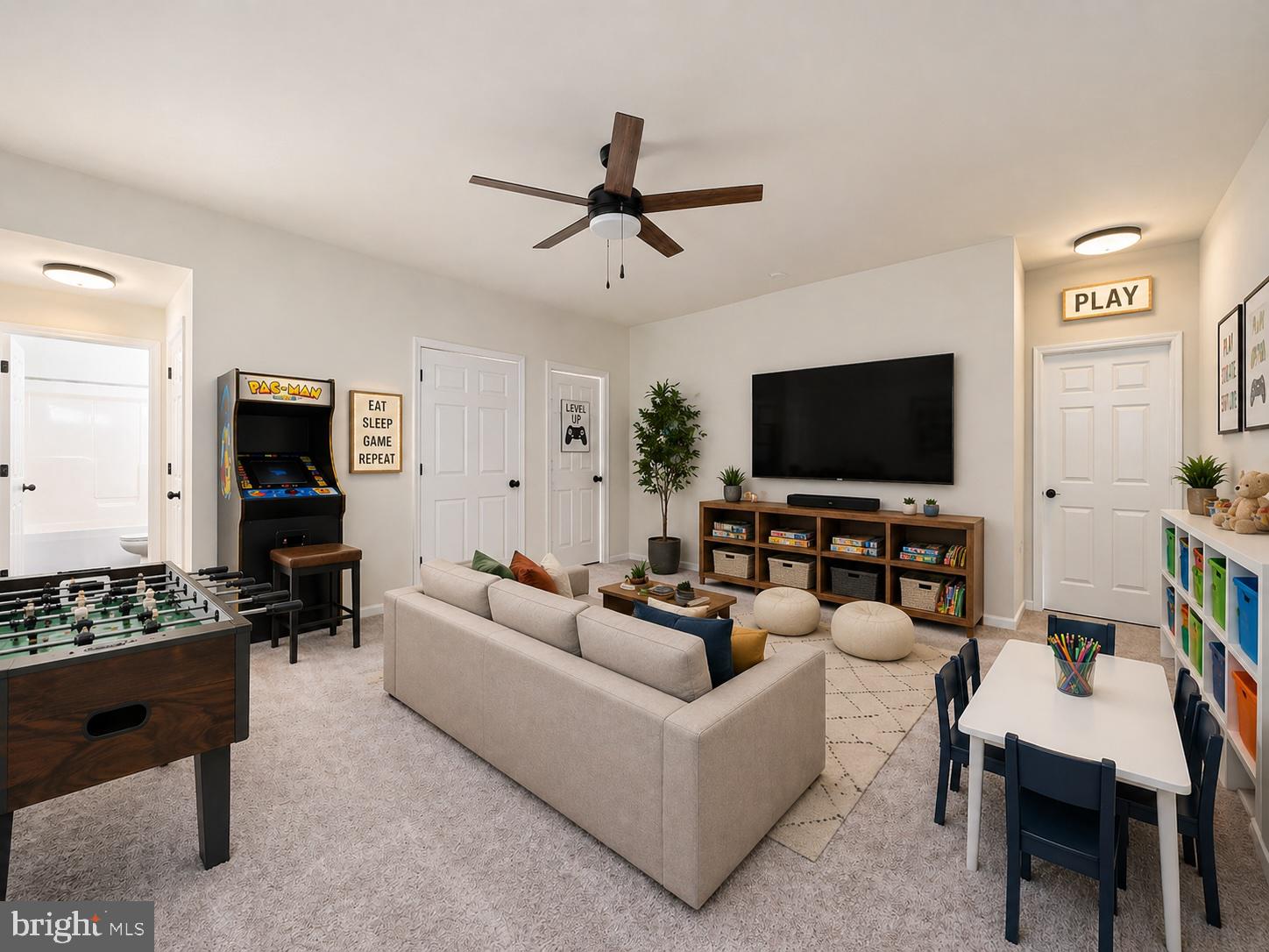 EQUESTRIAN ESTATES - Residential