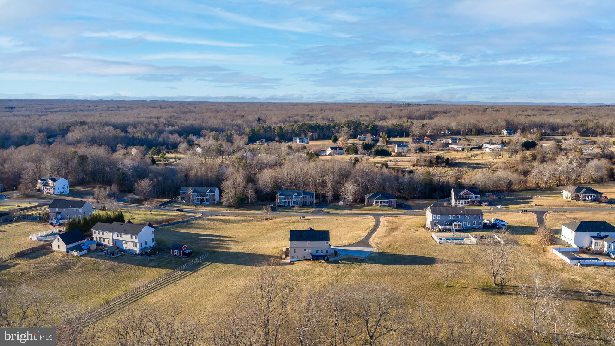 EQUESTRIAN ESTATES - Residential