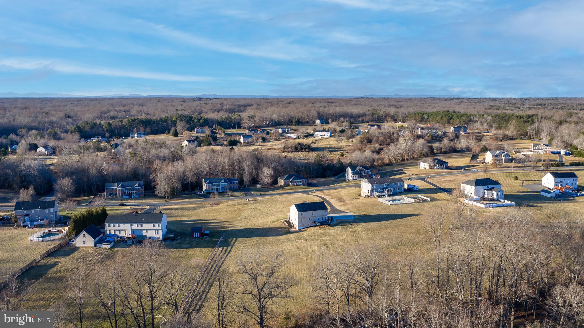 EQUESTRIAN ESTATES - Residential