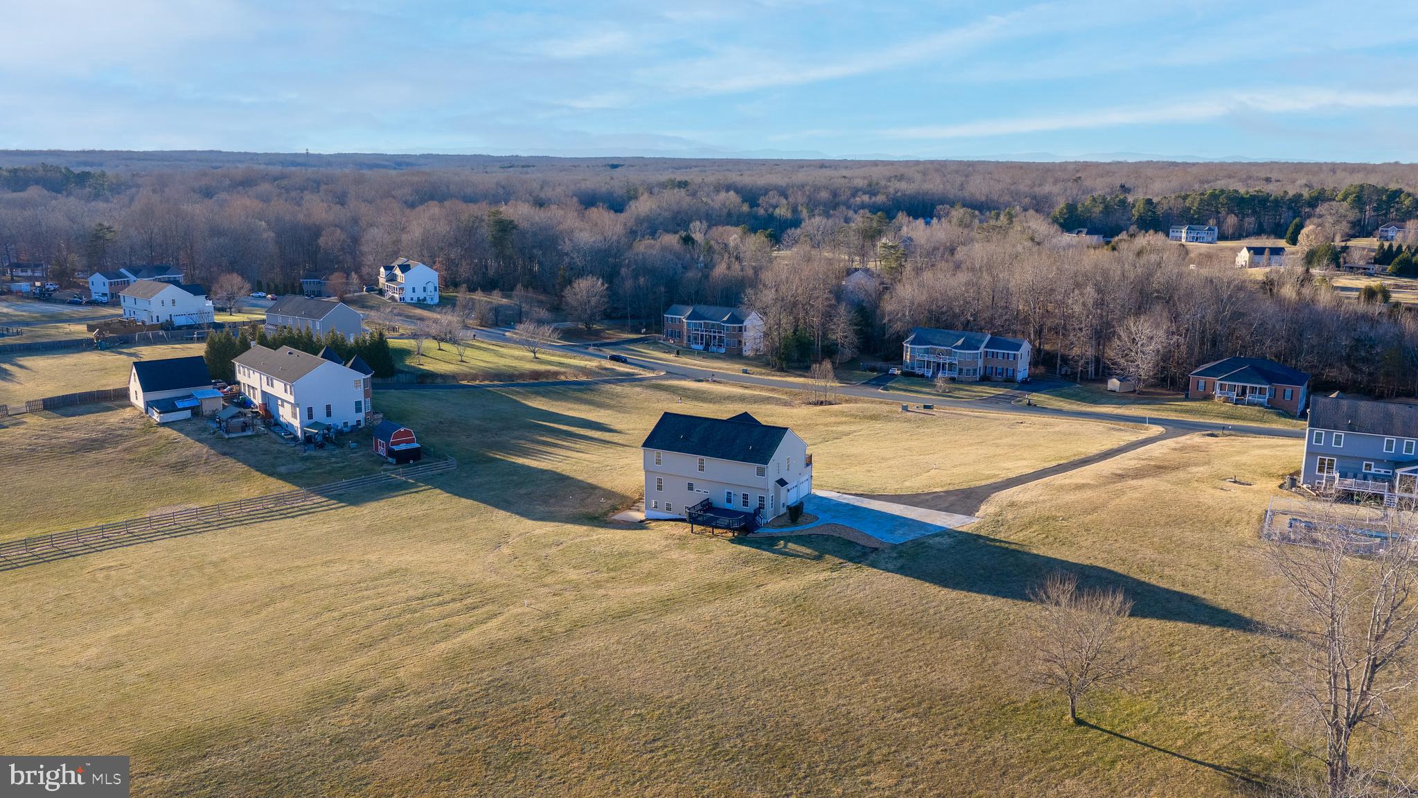 EQUESTRIAN ESTATES - Residential
