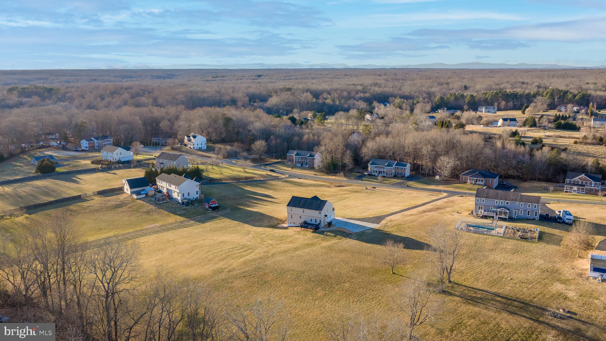 EQUESTRIAN ESTATES - Residential