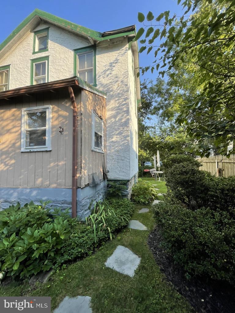 HAVERFORD HILL - Residential