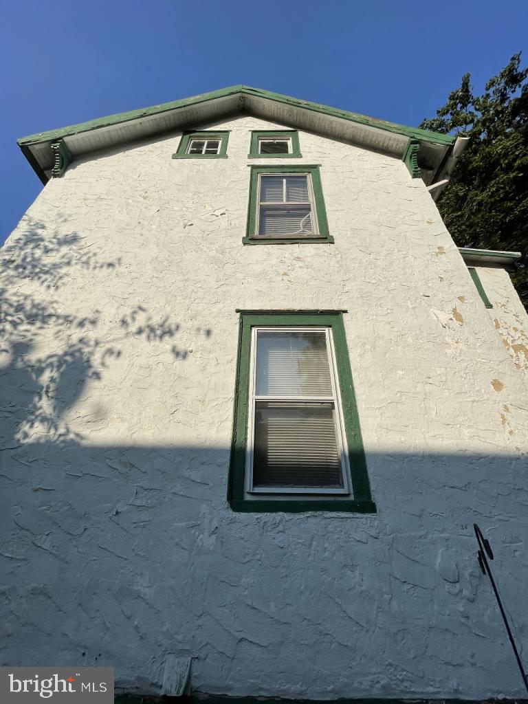 HAVERFORD HILL - Residential