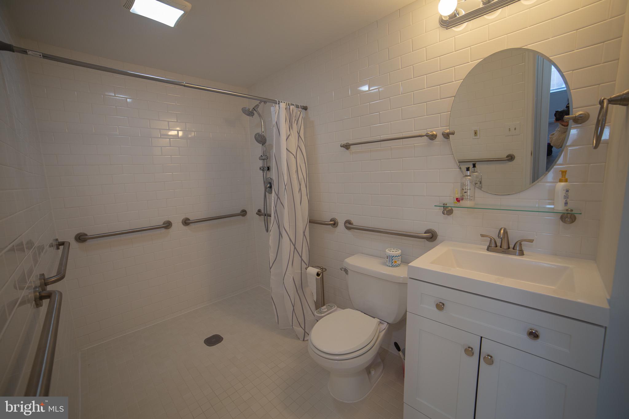 THE VICTORIA CODM - Residential