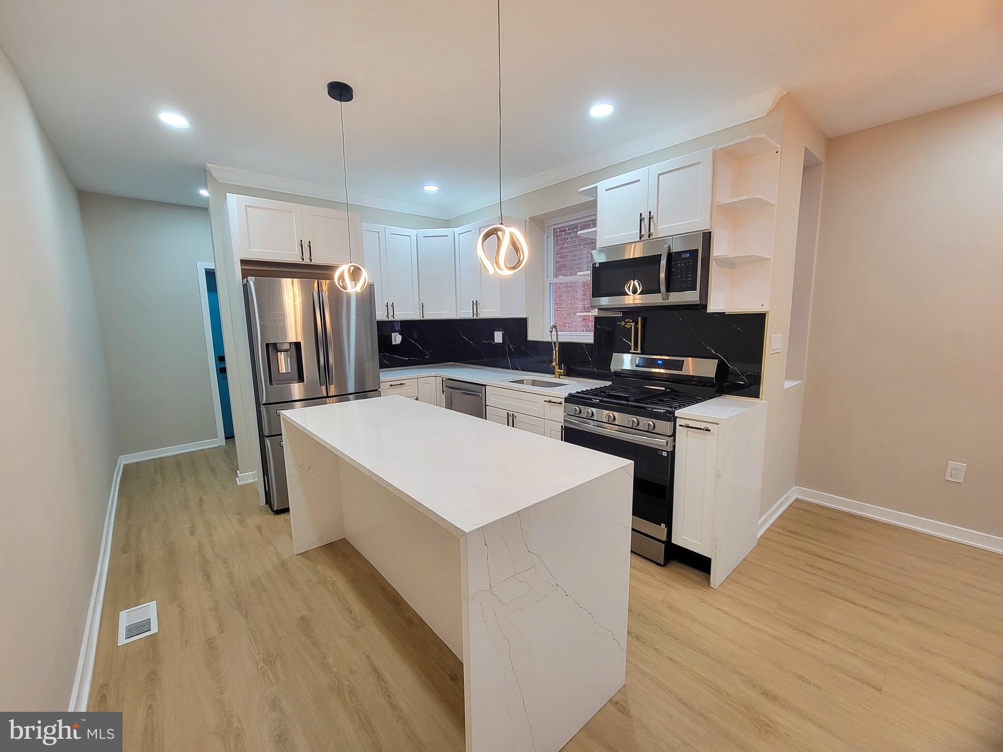 COBBS CREEK - Residential