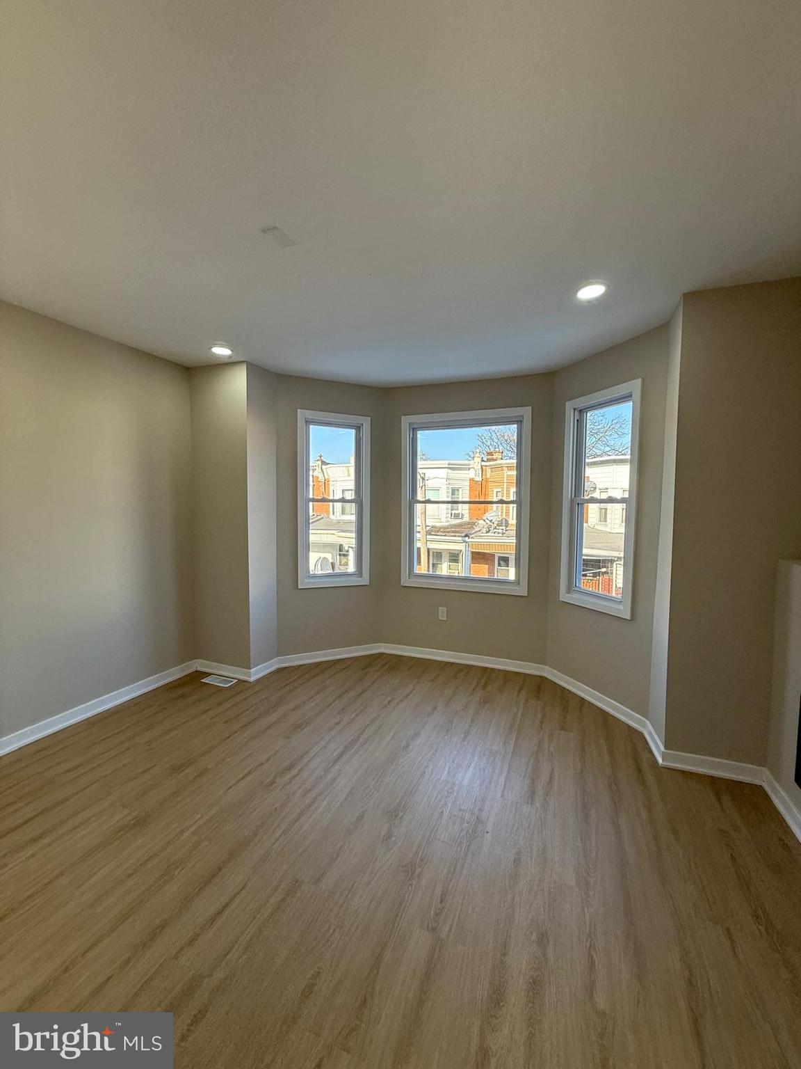 COBBS CREEK - Residential