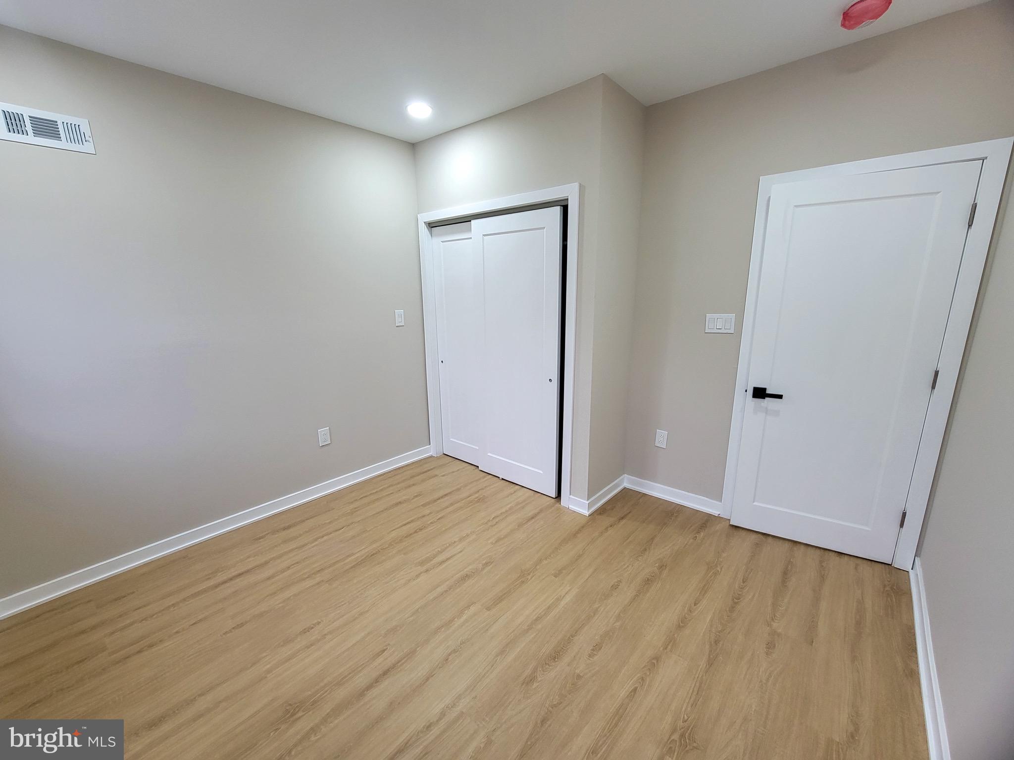 COBBS CREEK - Residential