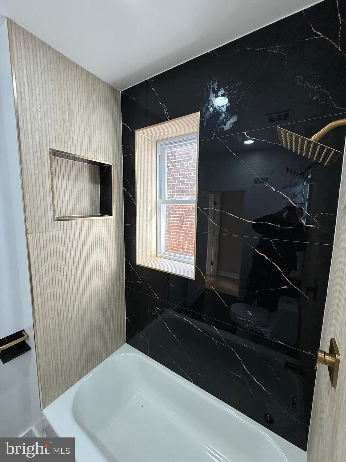 COBBS CREEK - Residential