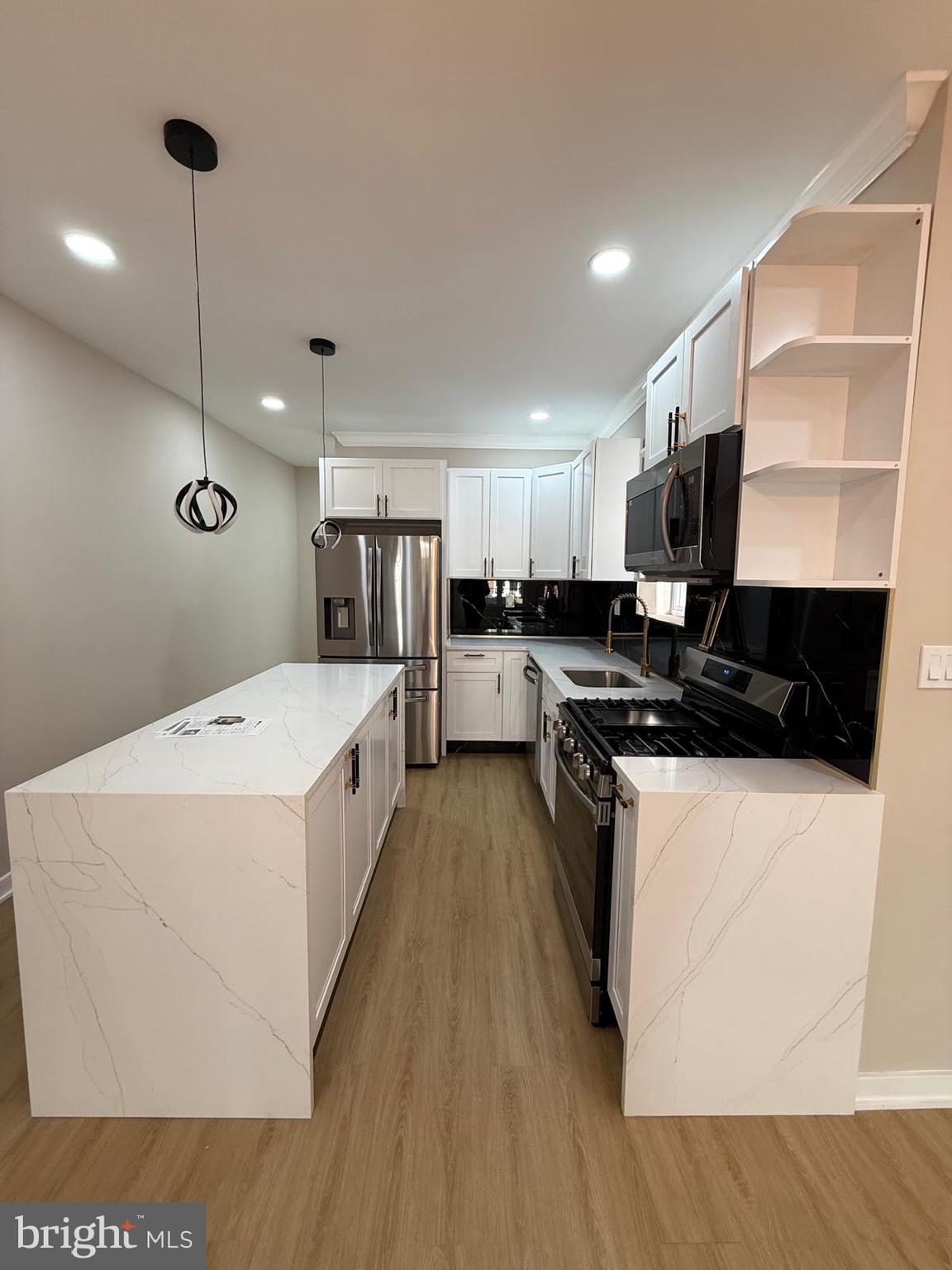 COBBS CREEK - Residential