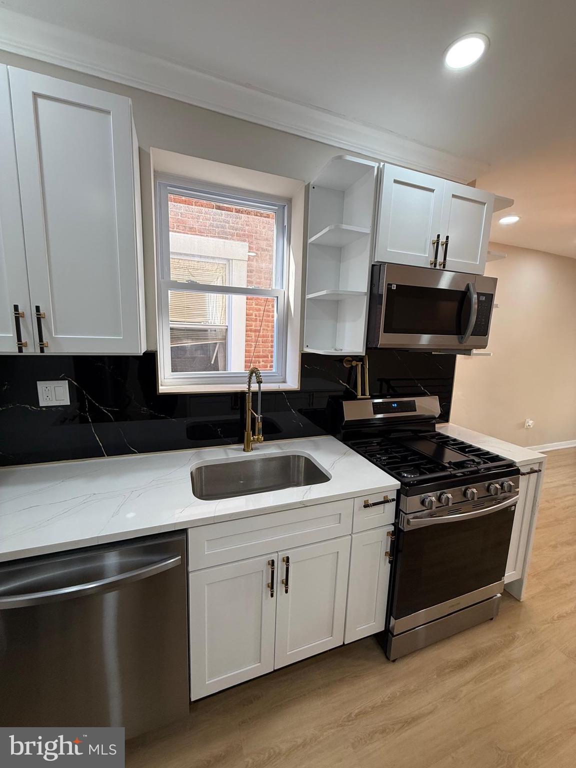 COBBS CREEK - Residential