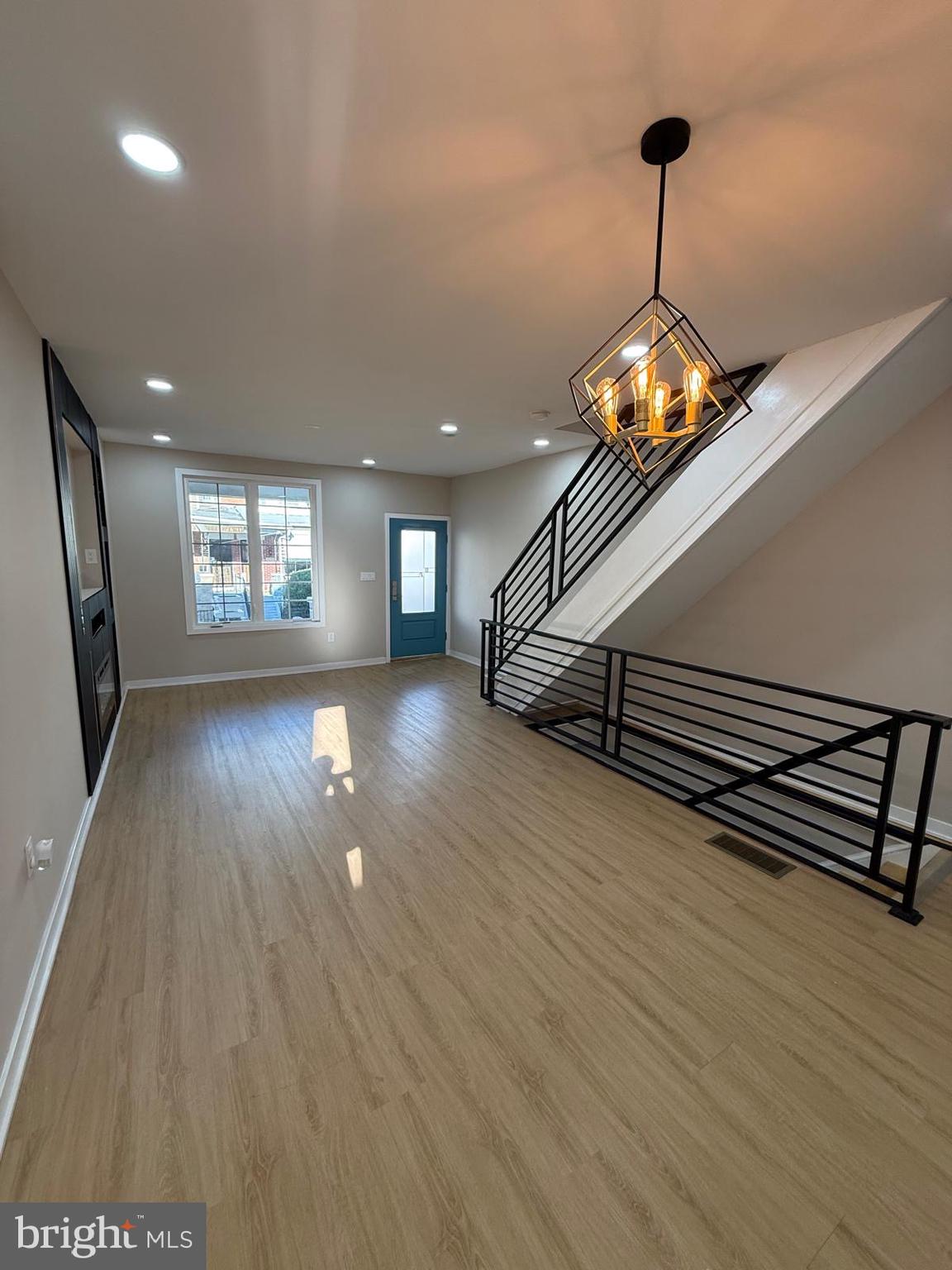 COBBS CREEK - Residential