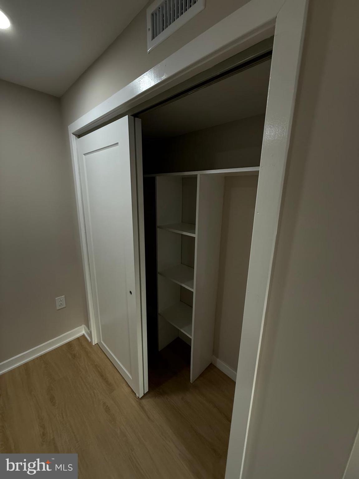 COBBS CREEK - Residential